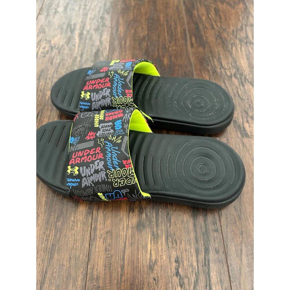 Under armour slides